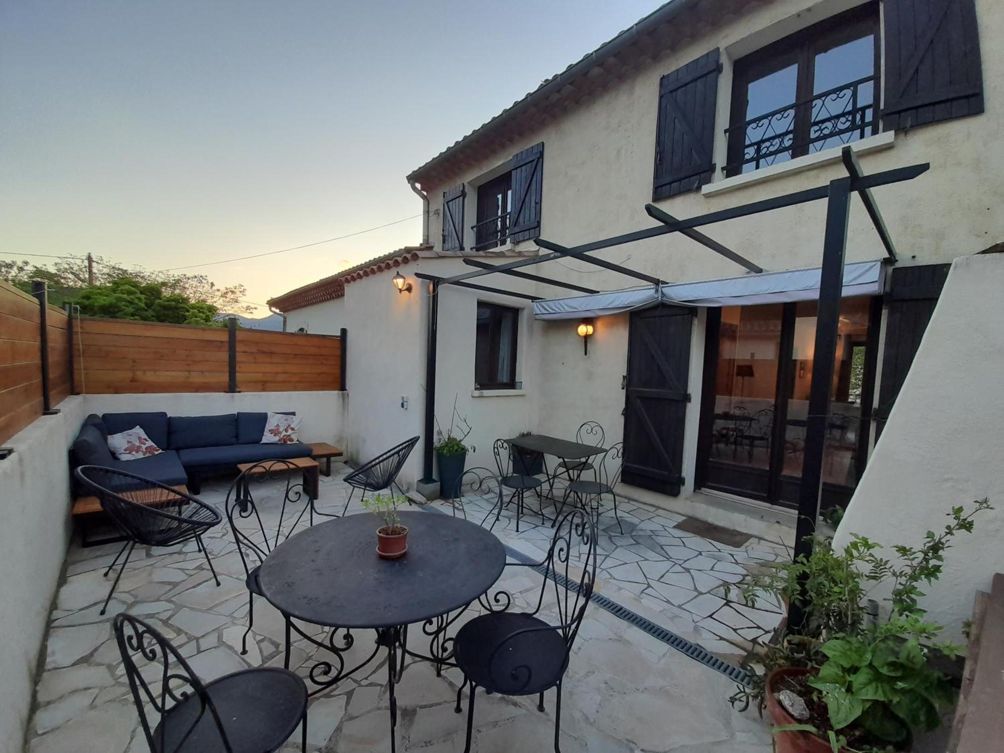 Vila Les Violettes Mons  Exteriér fotografie